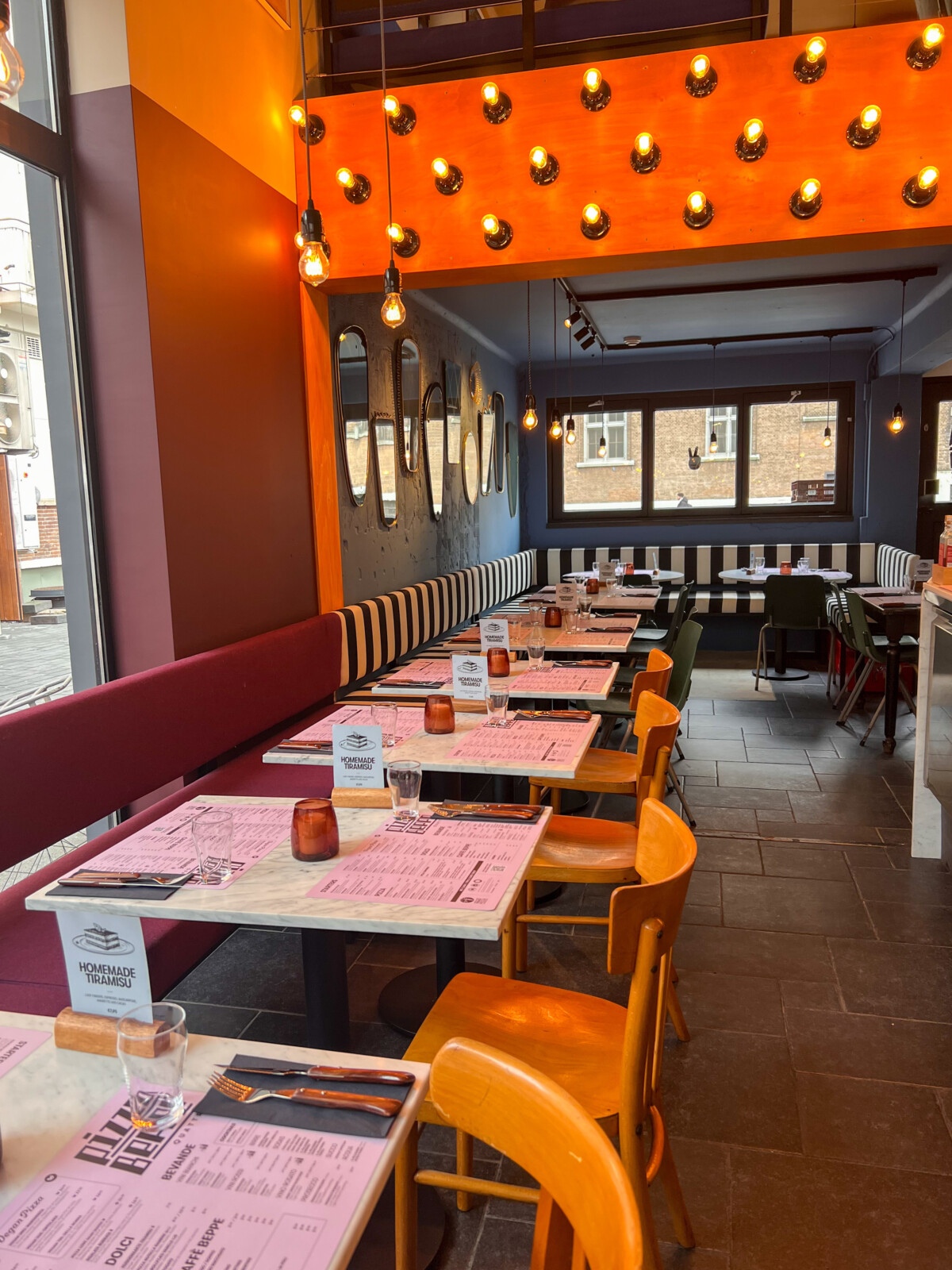 Pizza Beppe interieur 1